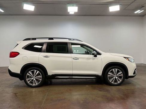 Used 2019 Subaru Ascent Touring w/ Popular Package #3 AWD/4WD image 23