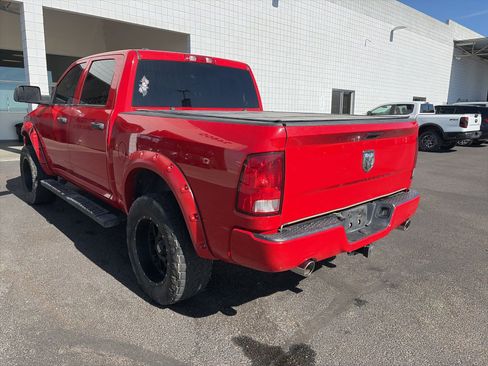 Used 2015 RAM 1500 Express RWD image 3