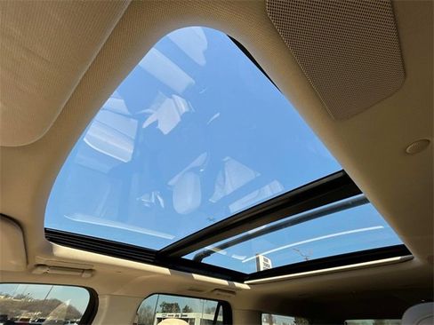 Used 2023 Lincoln Navigator L Reserve image 32