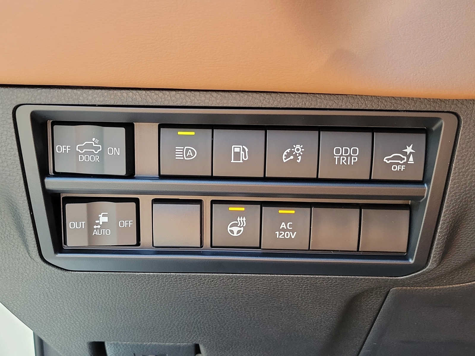 Used 2023 Toyota Tundra 1794 Edition AWD/4WD image 10