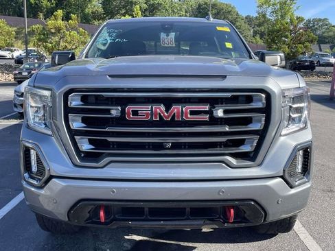 Used 2021 GMC Sierra 1500 AT4 w/ AT4 Premium Package AWD/4WD image 3