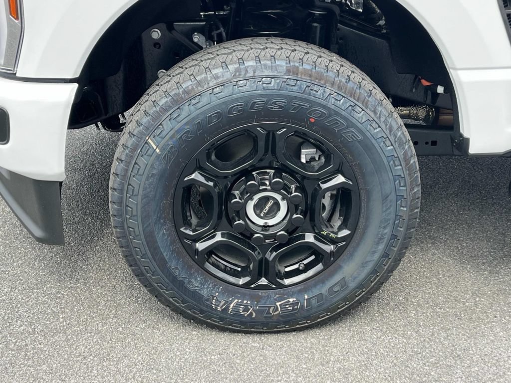 New 2025 Ford F350 XL w/ STX Appearance Package AWD/4WD image 12