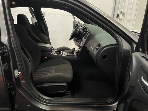 Used 2022 Dodge Charger R/T RWD image 38