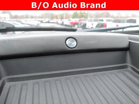 Used 2021 Ford F250 Lariat w/ Lariat Ultimate Package image 18