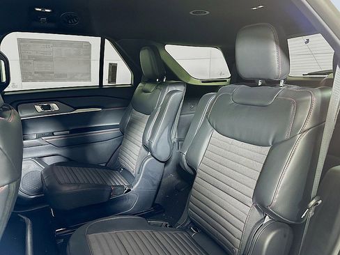 New 2026 Ford Explorer ST-Line image 11