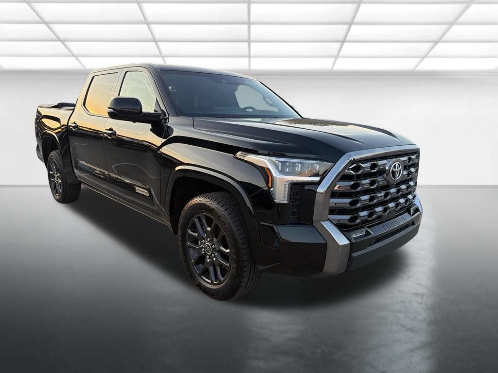 Used 2023 Toyota Tundra Platinum AWD/4WD image 1