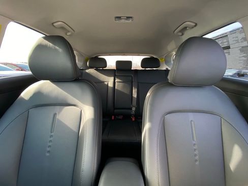 New 2026 Hyundai Kona SEL Premium image 28