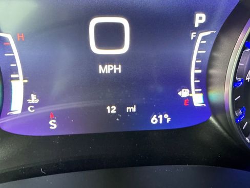 New 2026 Chrysler Pacifica Select image 17