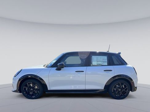 New 2026 MINI Cooper S image 2