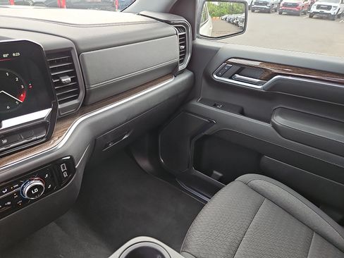 Certified 2024 GMC Sierra 1500 Elevation AWD/4WD image 25