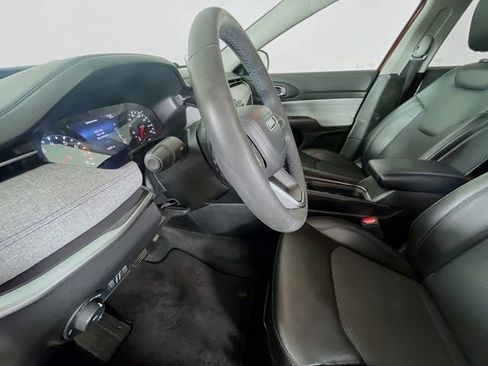 Used 2022 Jeep Compass Latitude FWD image 21