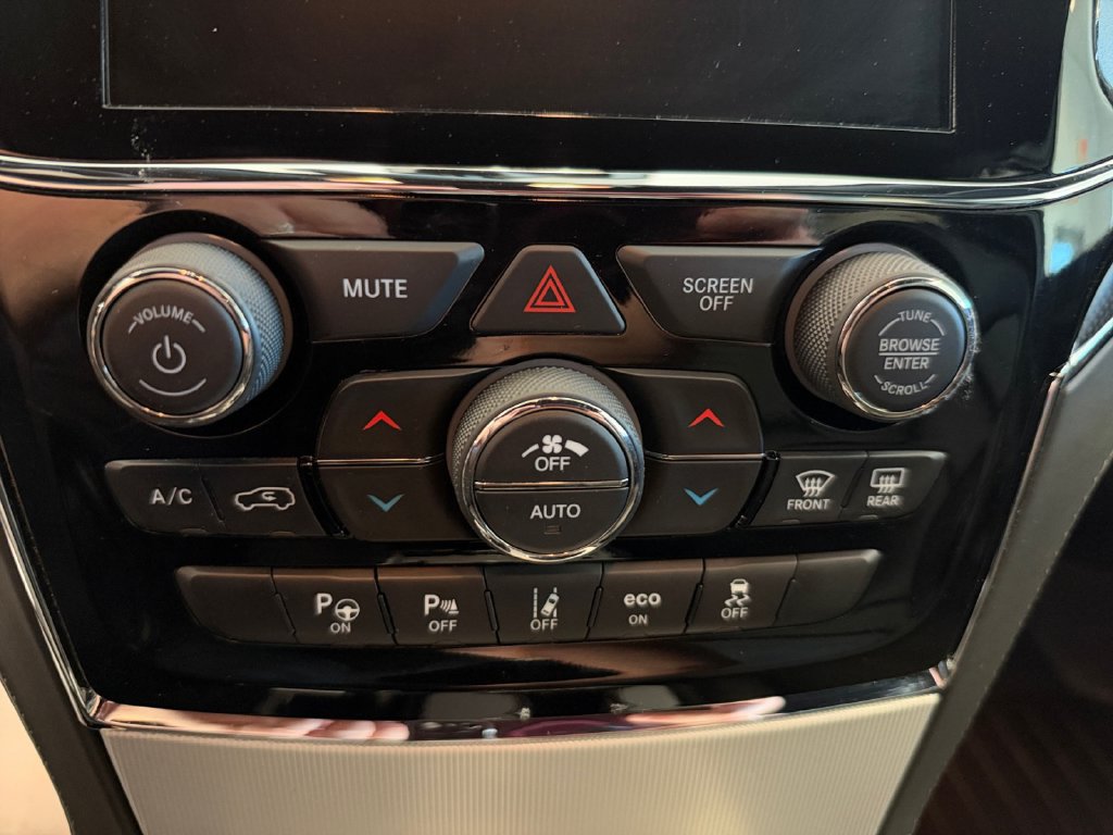 Used 2020 Jeep Grand Cherokee SRT AWD/4WD image 21