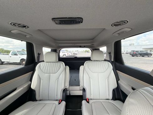Used 2024 Hyundai Palisade Limited AWD/4WD image 32
