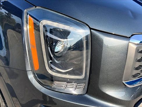 Used 2021 Kia Telluride LX image 27