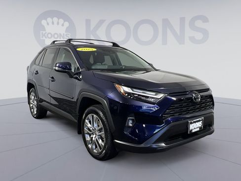 Used 2025 Toyota RAV4 XLE Premium w/ Weather Package AWD/4WD image 2