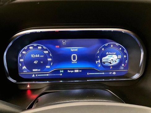 Used 2024 Chevrolet Tahoe High Country image 26