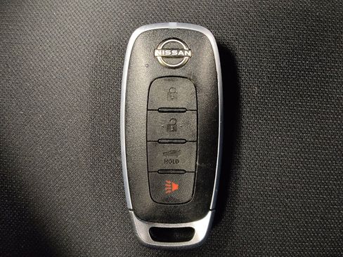 Used 2025 Nissan Sentra S FWD image 32