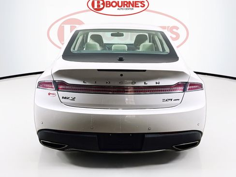 Used 2018 Lincoln MKZ Select w/ Select Plus Package image 10