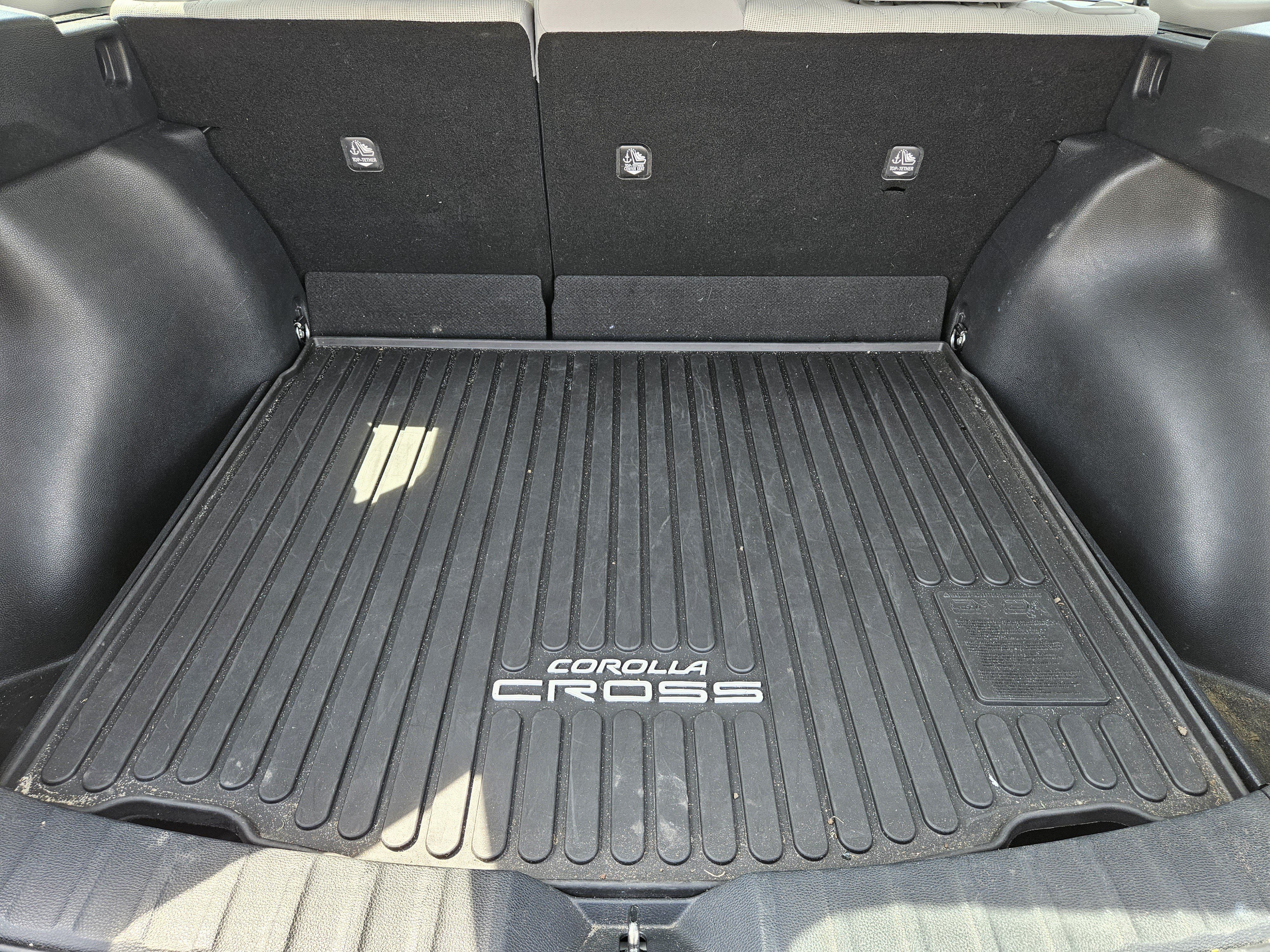 Used 2022 Toyota Corolla Cross L AWD/4WD image 31