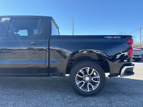 Used 2022 Chevrolet Silverado 1500 LT image 8