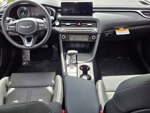 New 2026 Genesis G70 2.5T image 7