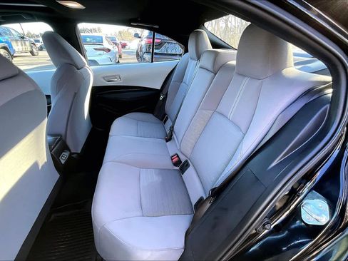 Used 2023 Toyota Corolla SE w/ SE Premium Package image 20