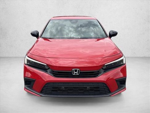 Used 2023 Honda Civic Sport image 2