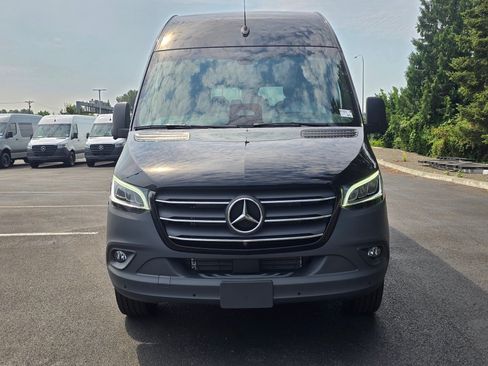 New 2026 Mercedes-Benz Sprinter 2500 image 9