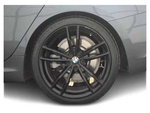 Used 2019 BMW 330i Sedan w/ M Sport Package RWD image 8