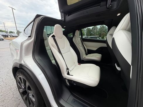 Used 2023 Tesla Model X AWD/4WD image 31