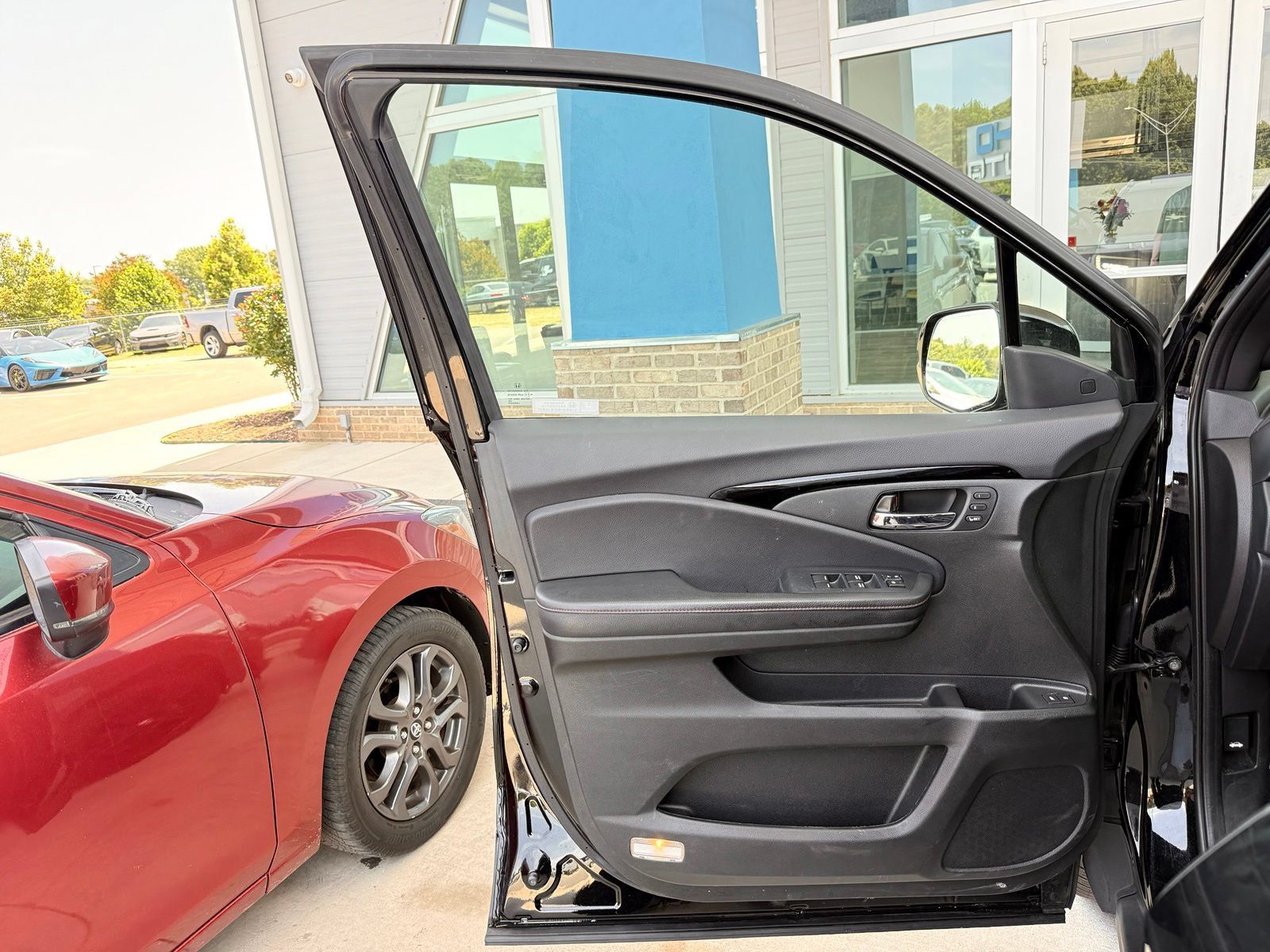 Used 2021 Honda Pilot Black Edition image 14