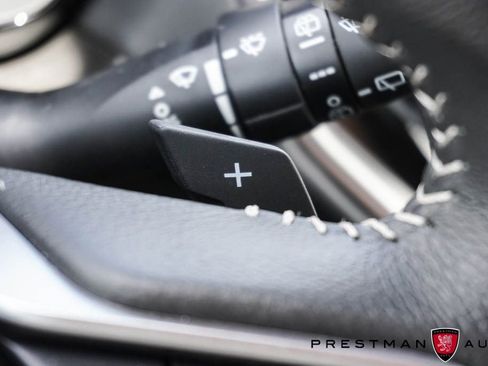 Used 2025 Subaru Outback Premium AWD/4WD image 26