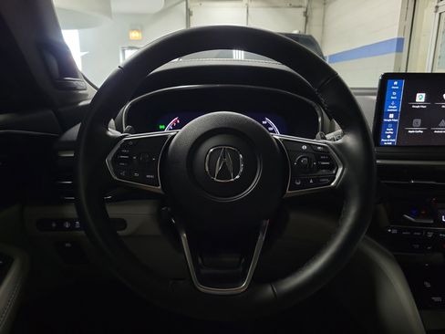 Used 2025 Acura MDX SH-AWD w/ Technology Package image 28