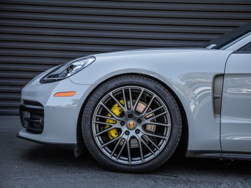 Certified 2023 Porsche Panamera 4 image 20