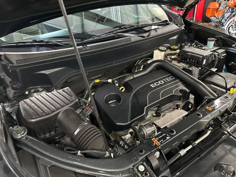 Used 2019 Chevrolet Equinox LT AWD/4WD image 96