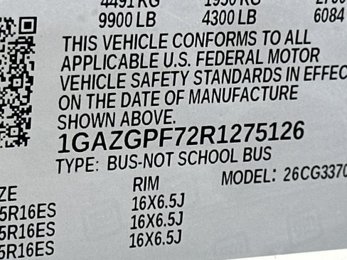 Used 2024 Chevrolet Express 3500 LT w/ LT Preferred Equipment Group RWD image 23