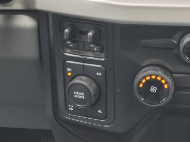 New 2026 Ford F250 XL w/ FX4 Off-Road Package AWD/4WD image 18