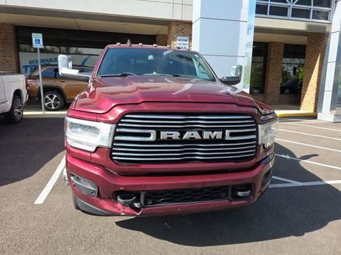 Used 2022 RAM 3500 Laramie AWD/4WD image 9