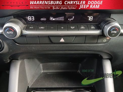 Used 2024 MAZDA MAZDA3 s image 30