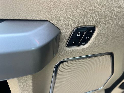 Used 2021 Ford F250 Lariat w/ Lariat Ultimate Package image 50