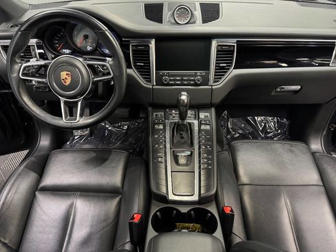 Used 2018 Porsche Macan S image 38