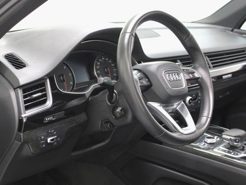 Used 2017 Audi Q7 3.0T Premium Plus image 31