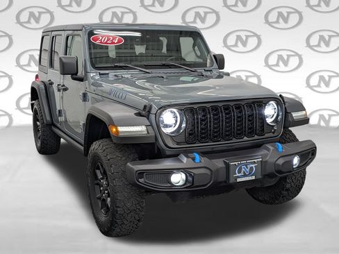 Used 2024 Jeep Wrangler Unlimited AWD/4WD image 30