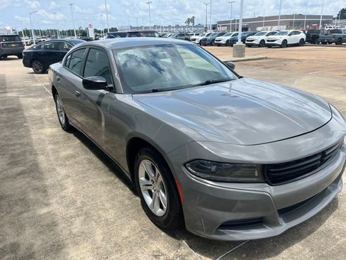 Used 2023 Dodge Charger SXT RWD image 5