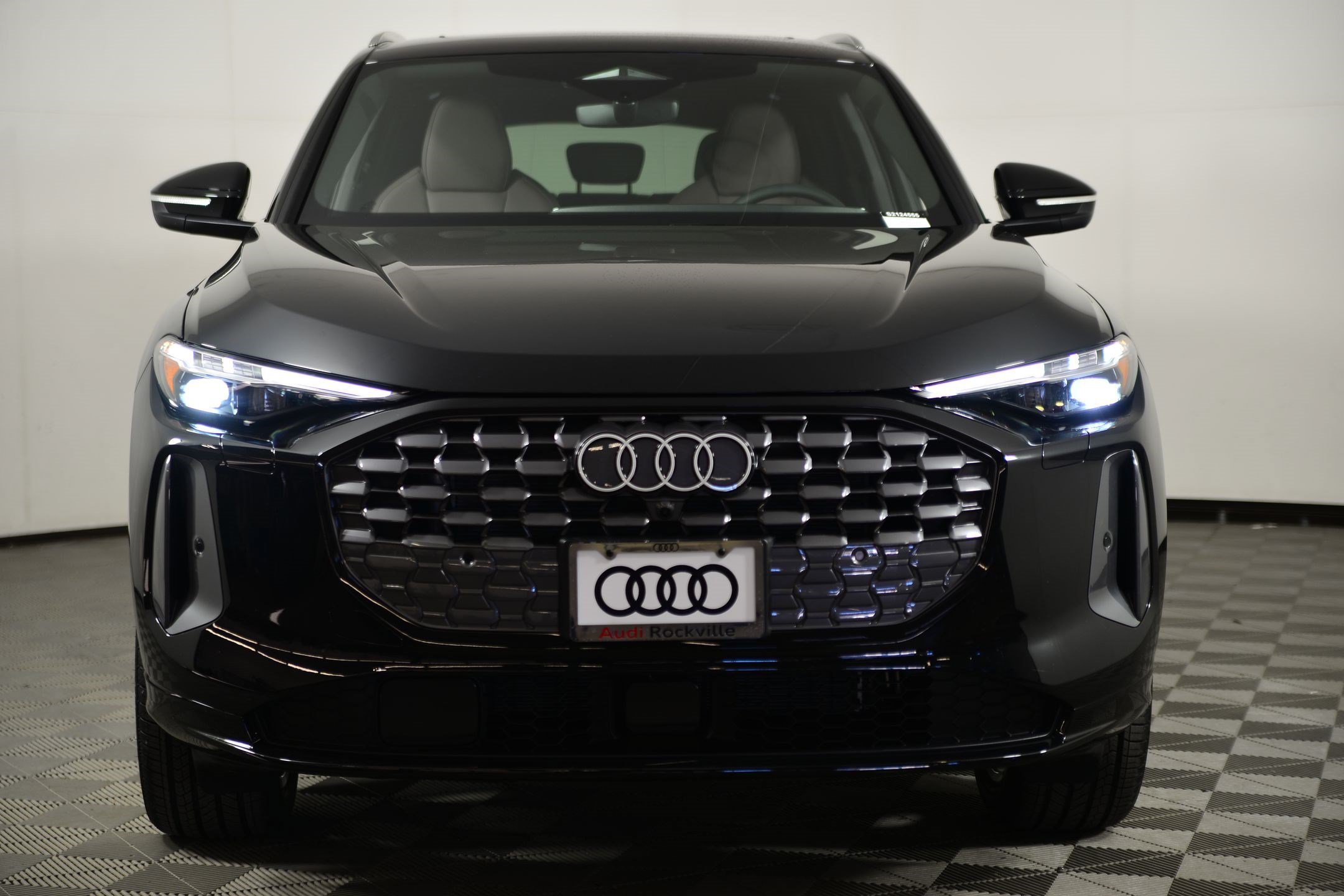New 2025 Audi Q5 Premium Plus AWD/4WD image 5