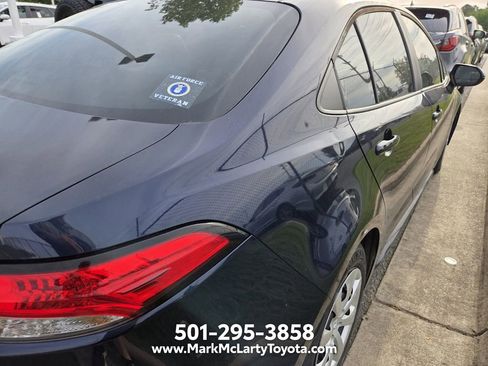 Used 2022 Toyota Corolla LE FWD image 8