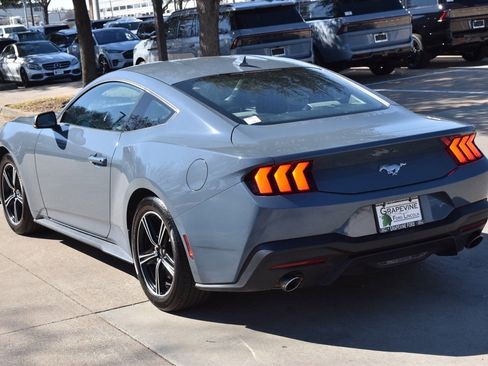 Certified 2025 Ford Mustang Premium image 10