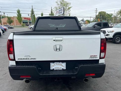 Used 2023 Honda Ridgeline Sport image 5