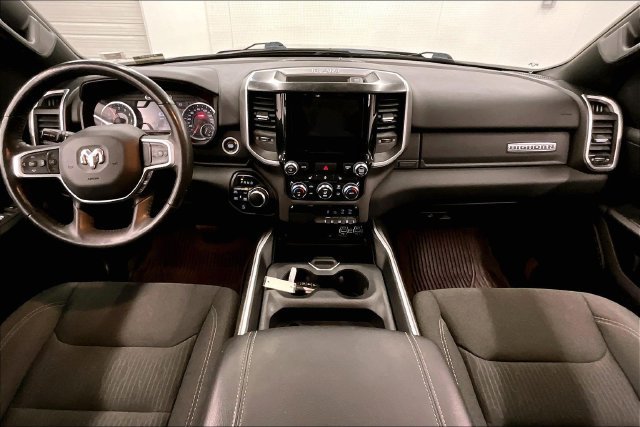 Used 2022 RAM 1500 Big Horn AWD/4WD image 18