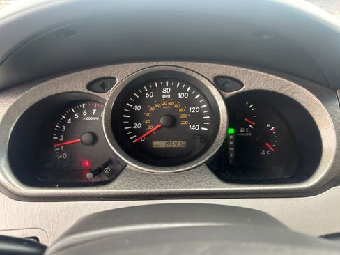 Used 2003 Toyota Highlander Limited image 23